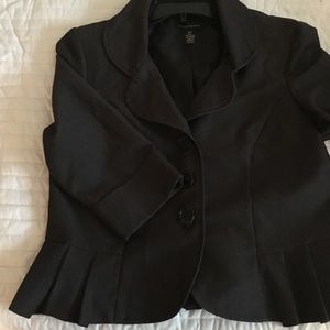 Courtenay woman’s blazer size 12p 3/4 sleeves